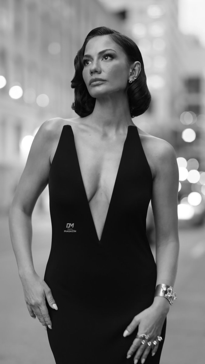Demet Özdemir black-and-white photos