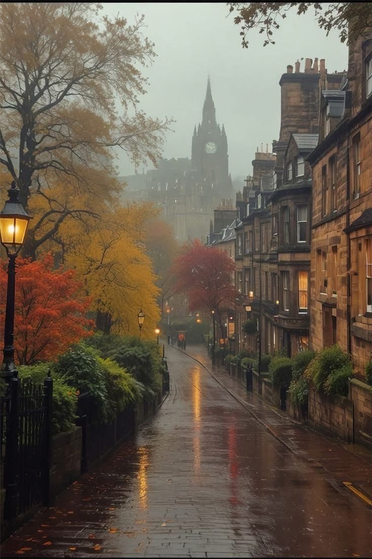 Rainy day in Edinburgh (photo 2 of 2)