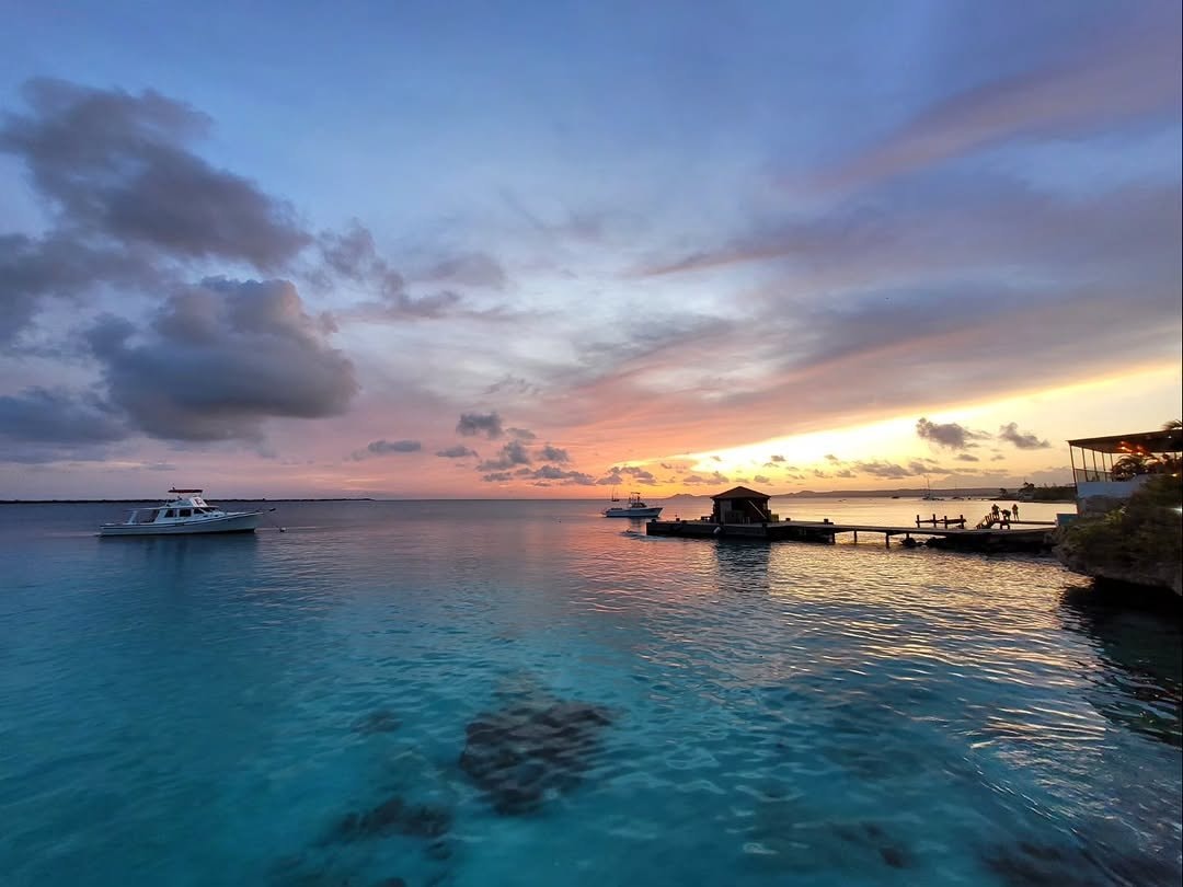Maldives sunset ocean view (photo 2 of 2)