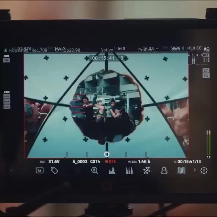 LISA SaWaDiKa MV rain moment