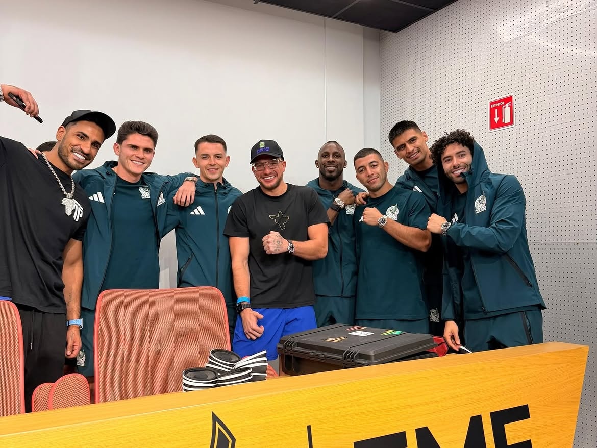 Mexico national team Rolex return (photo 2 of 2)
