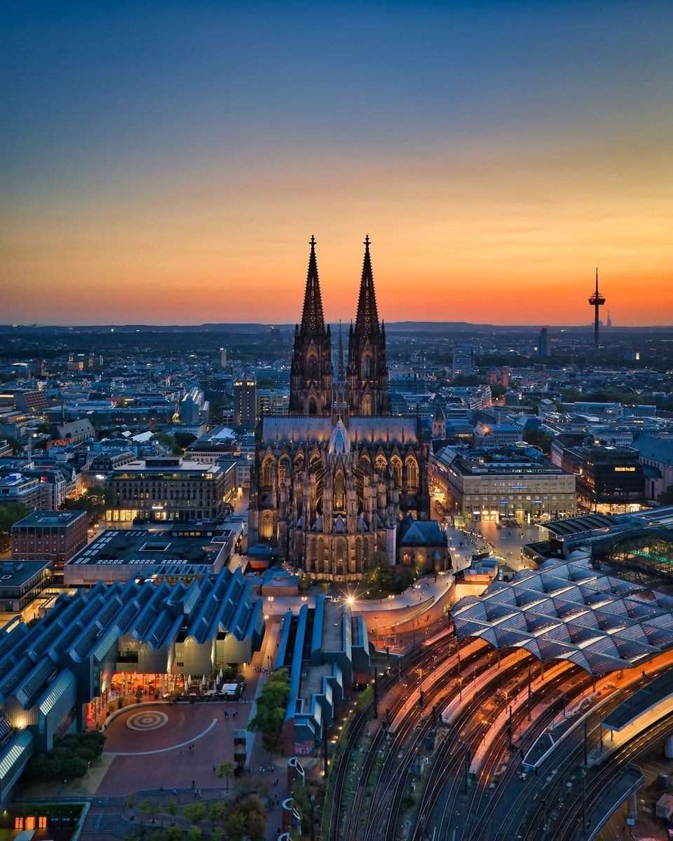 Cologne Cathedral Germany dusk Cologne Cathedral Germany dusk