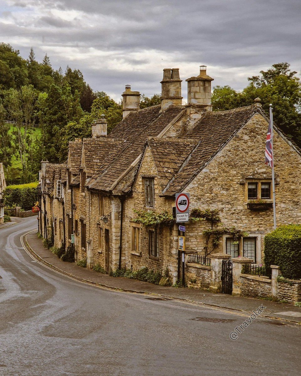 Cotswolds England cottages (photo 3 of 4)