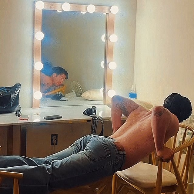 Hudson Williams chair dips GIF