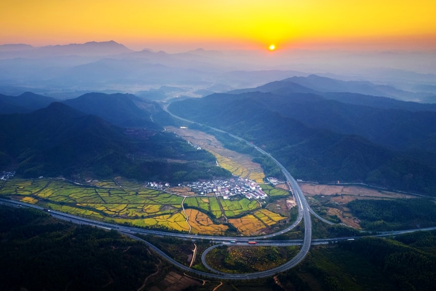 Dajue Mountain drive Wuyi range (photo 4 of 4)
