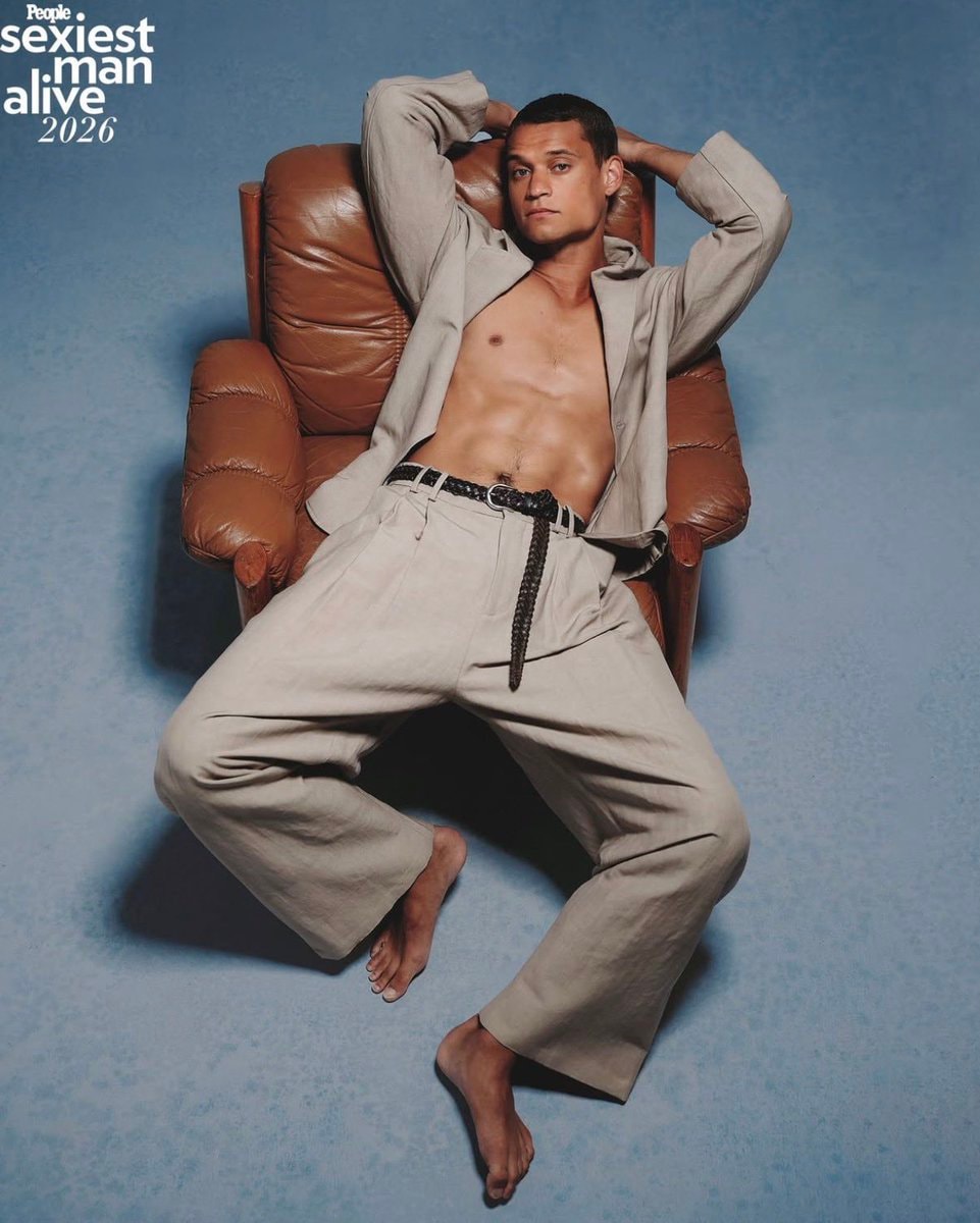 Tyriq Withers in People's Sexiest Man Alive 2026 (photo 2 of 4)