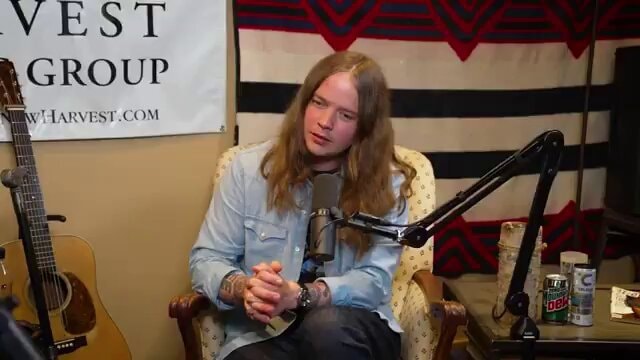Billy Strings Theo Von HARVEST GROUP