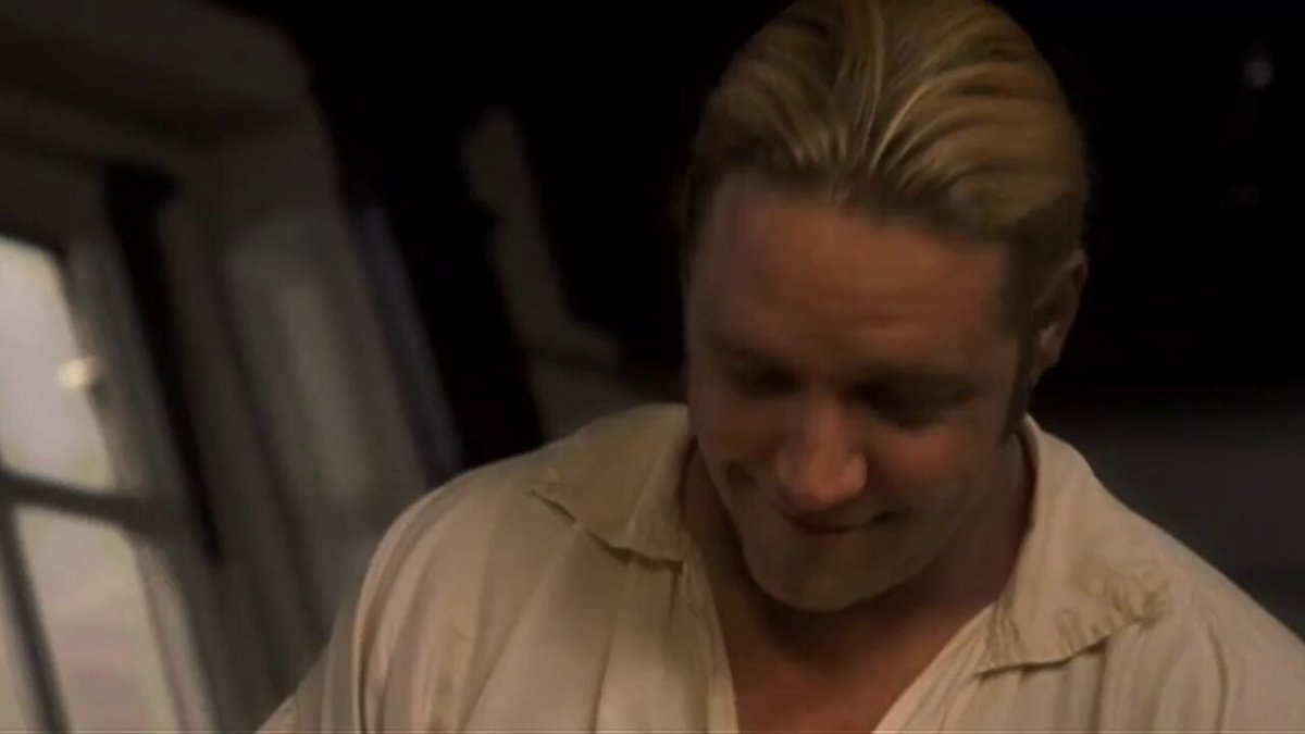 Master and Commander 2003 flightless bird scene
