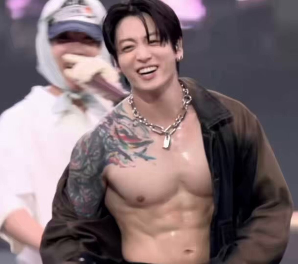 Jungkook shirtless final day