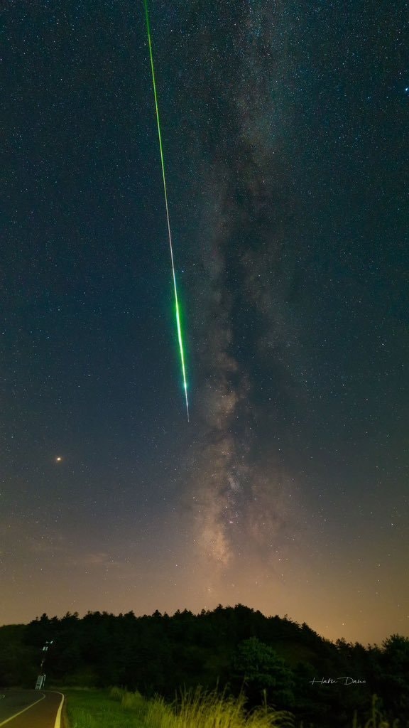 Meteor over the Milky Way