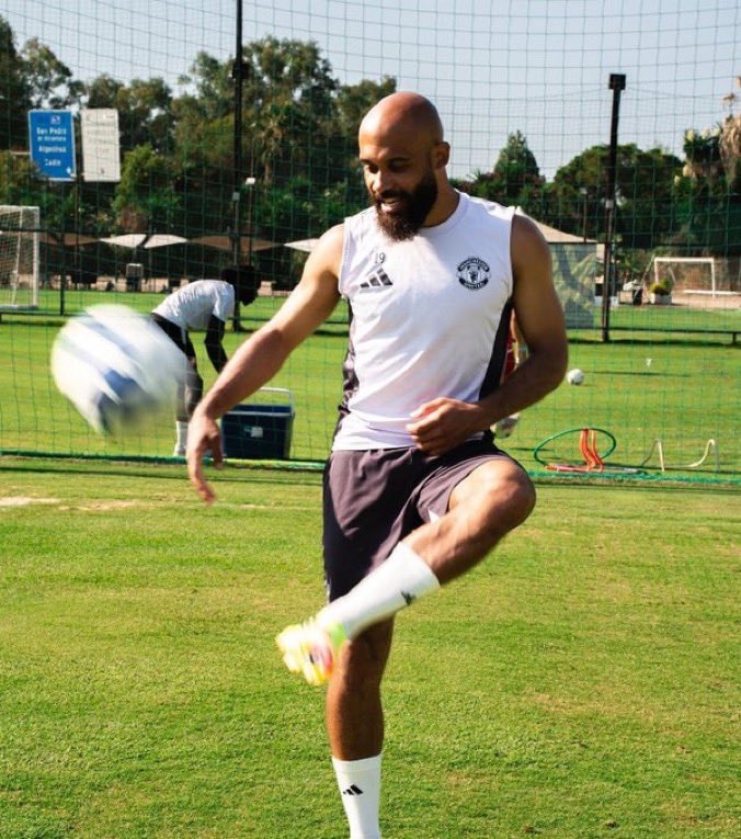 Carrick on Mbeumo early return