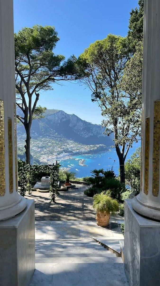 Capri coastal view