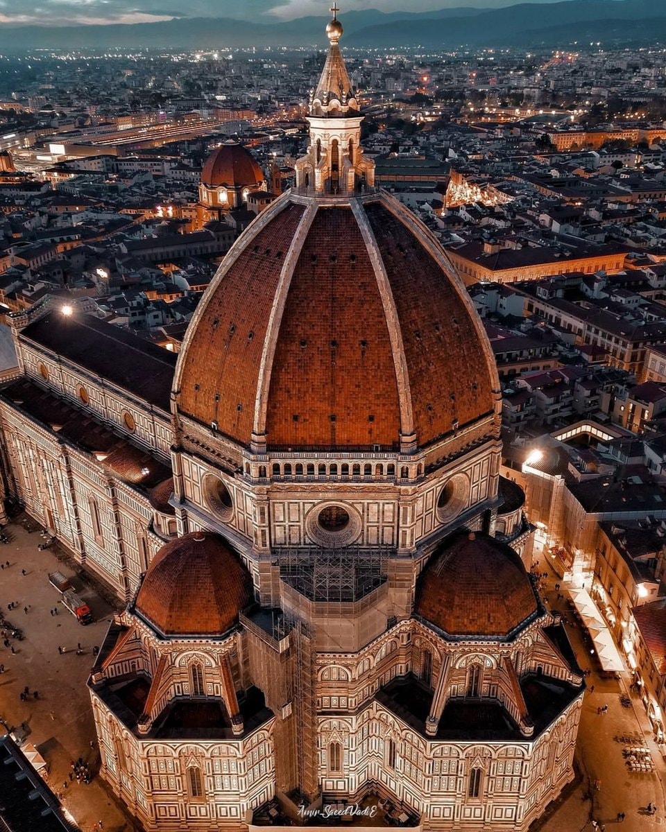 Florence Cathedral aerial shot 🇮🇹 (photo 2 of 3)