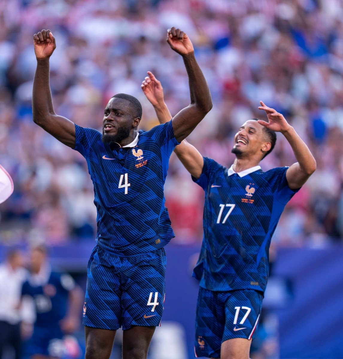 Upamecano and Saliba France defense (photo 4 of 4)