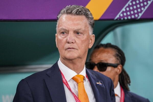 Van Gaal cancer battle Messi mockery