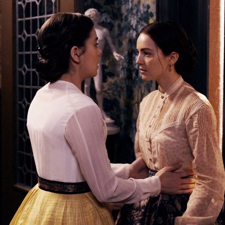 Period drama women facing off