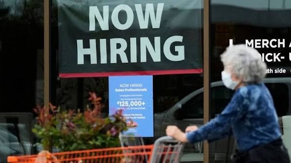 U.S. June jobs report weak (photo 2 of 2)
