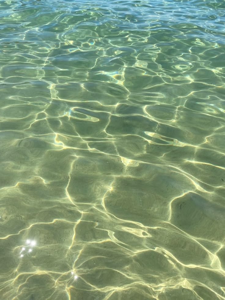 Shades of green water (photo 4 of 4)