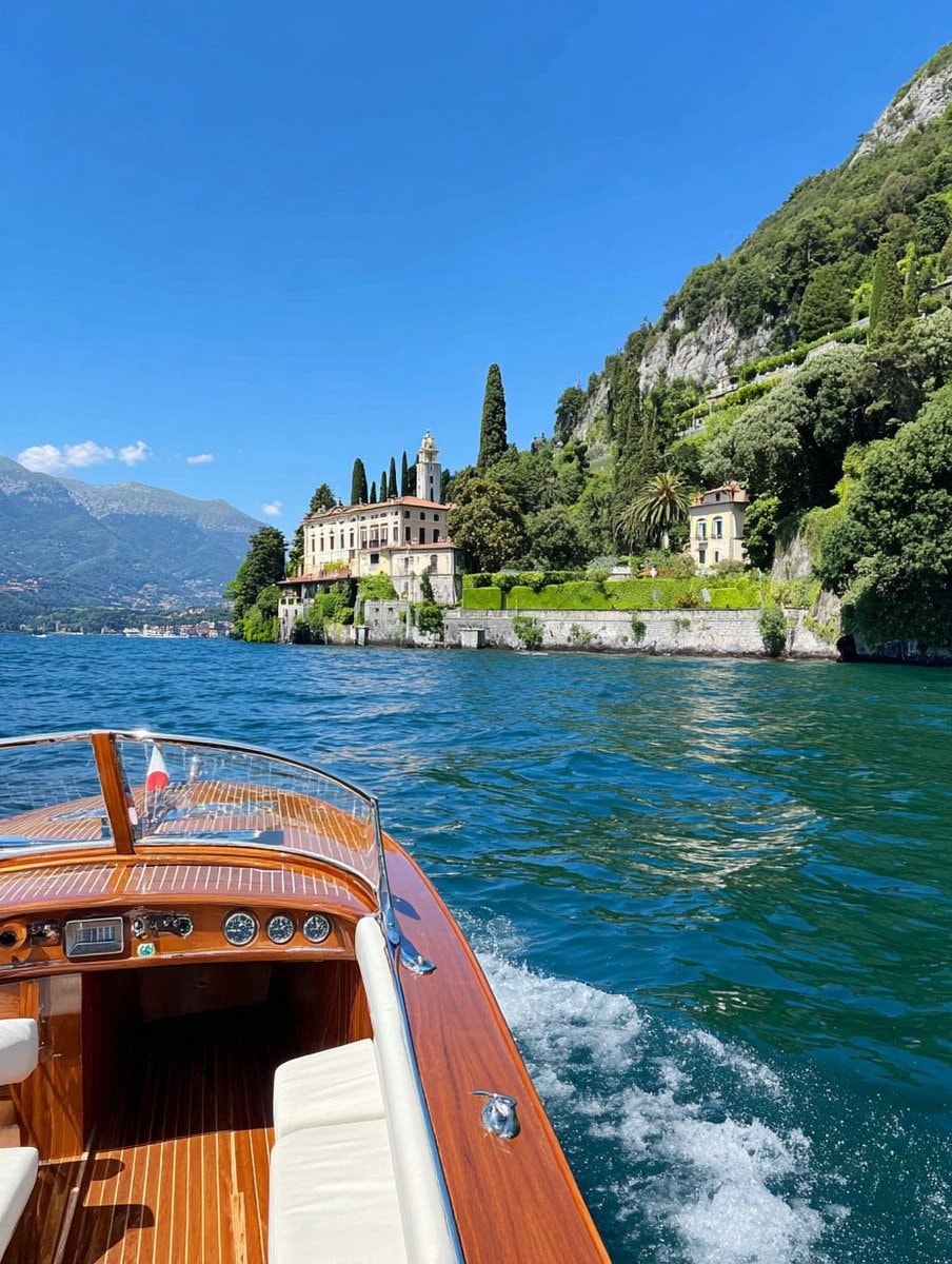 Lake Como Italy (photo 3 of 4)