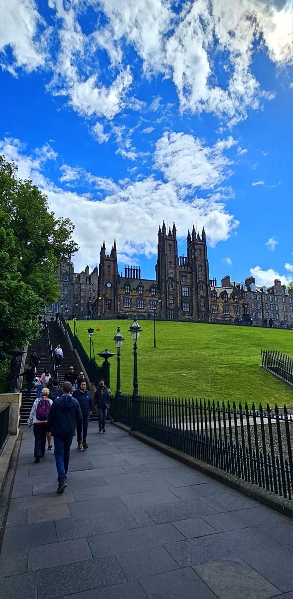Edinburgh Scotland (photo 2 of 4)