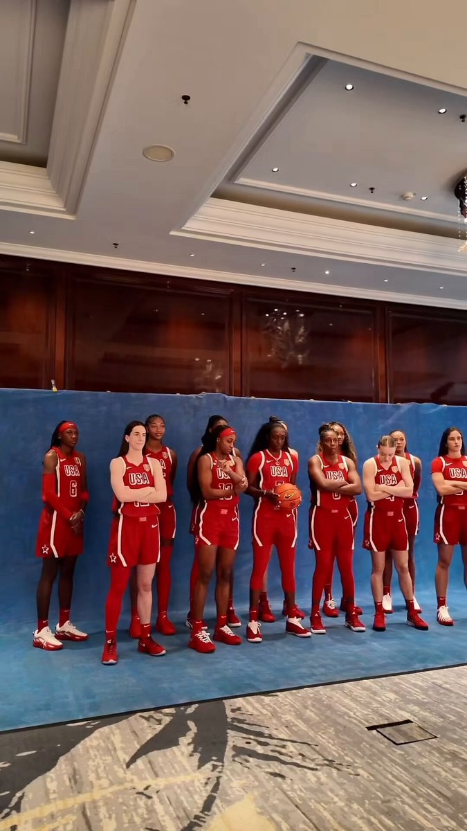 USA Basketball Women's National Team official look