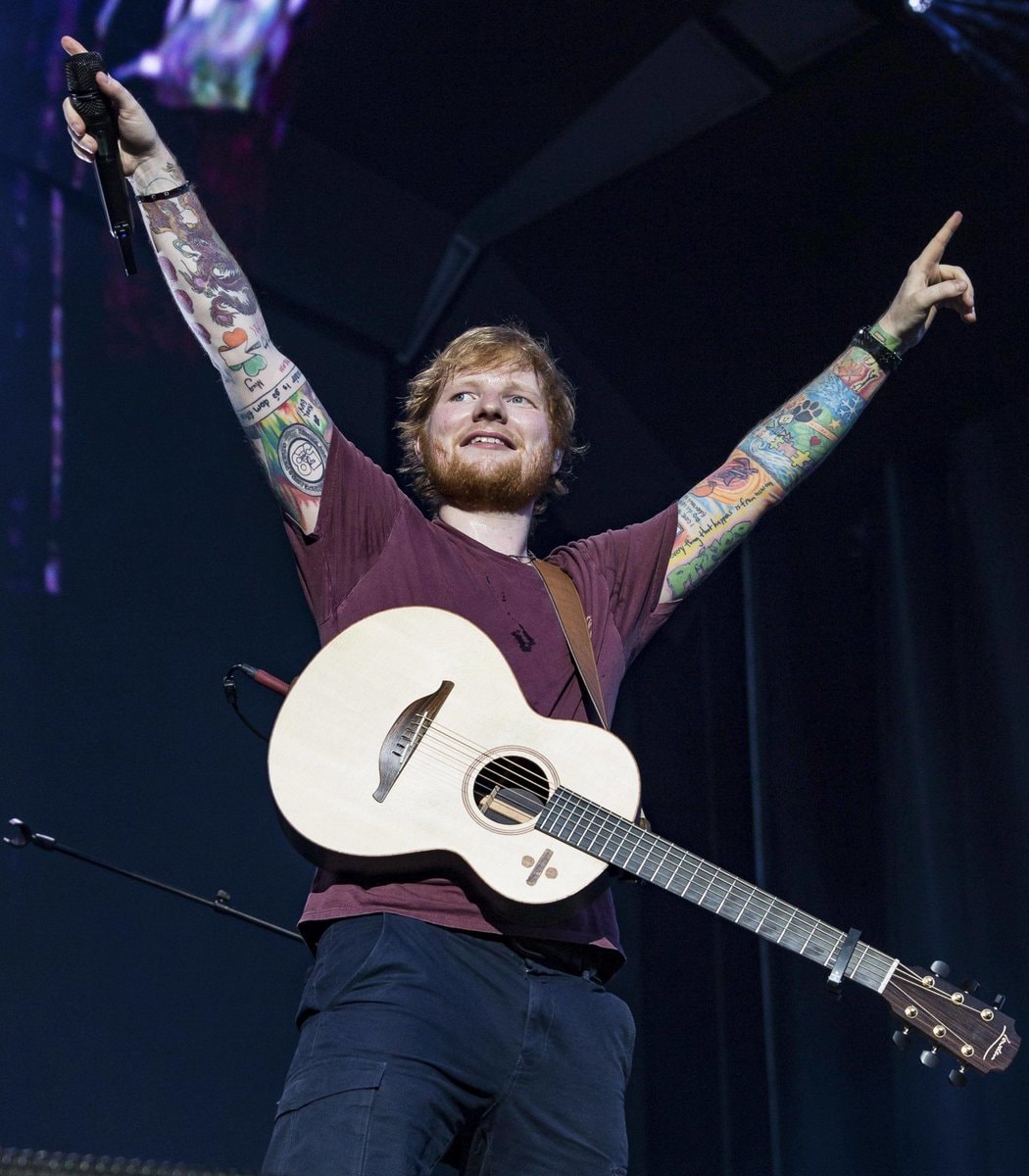 Ed Sheeran solo concert stage removal