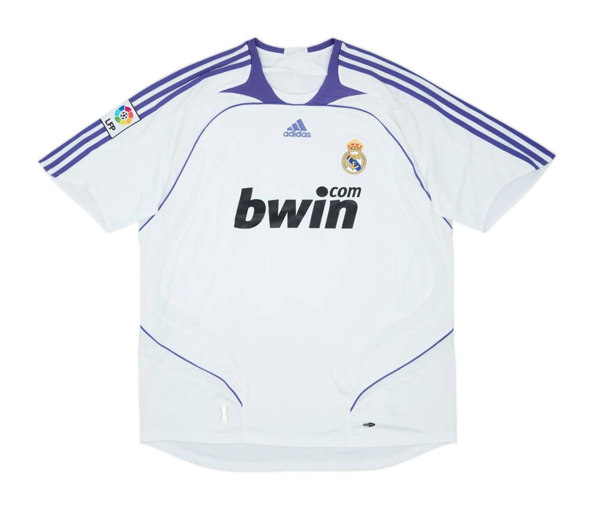 Real Madrid 27/28 jersey leak