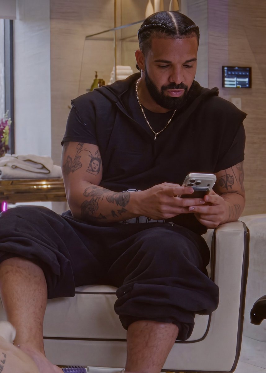 Drake Janice STFU Apple Music chart Drake Janice STFU Apple Music chart