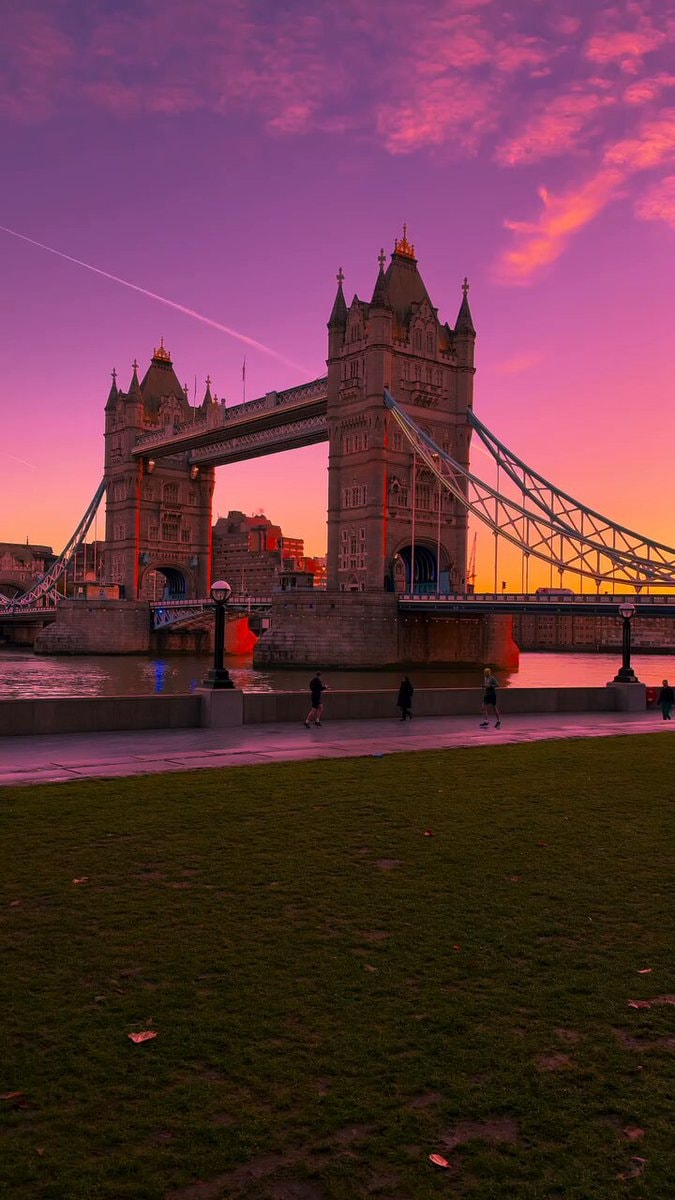 Tower Bridge sunset