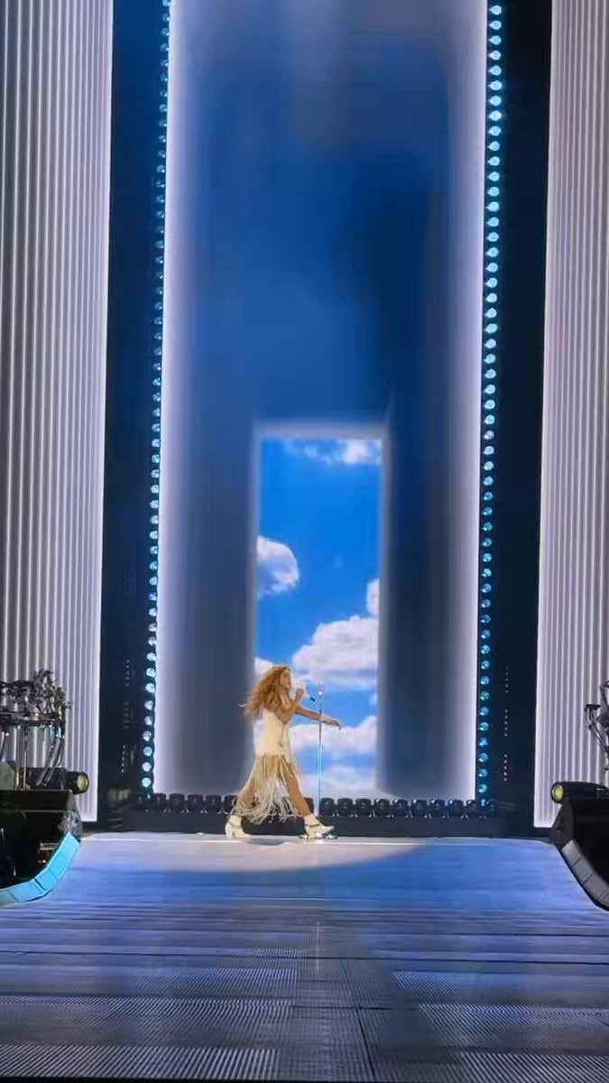 Shakira Si Te Vas setlist return