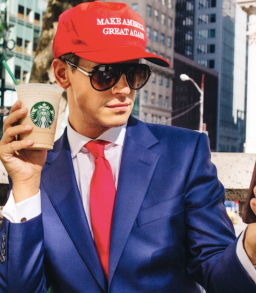 Milo Yiannopoulos deportation (photo 2 of 2)
