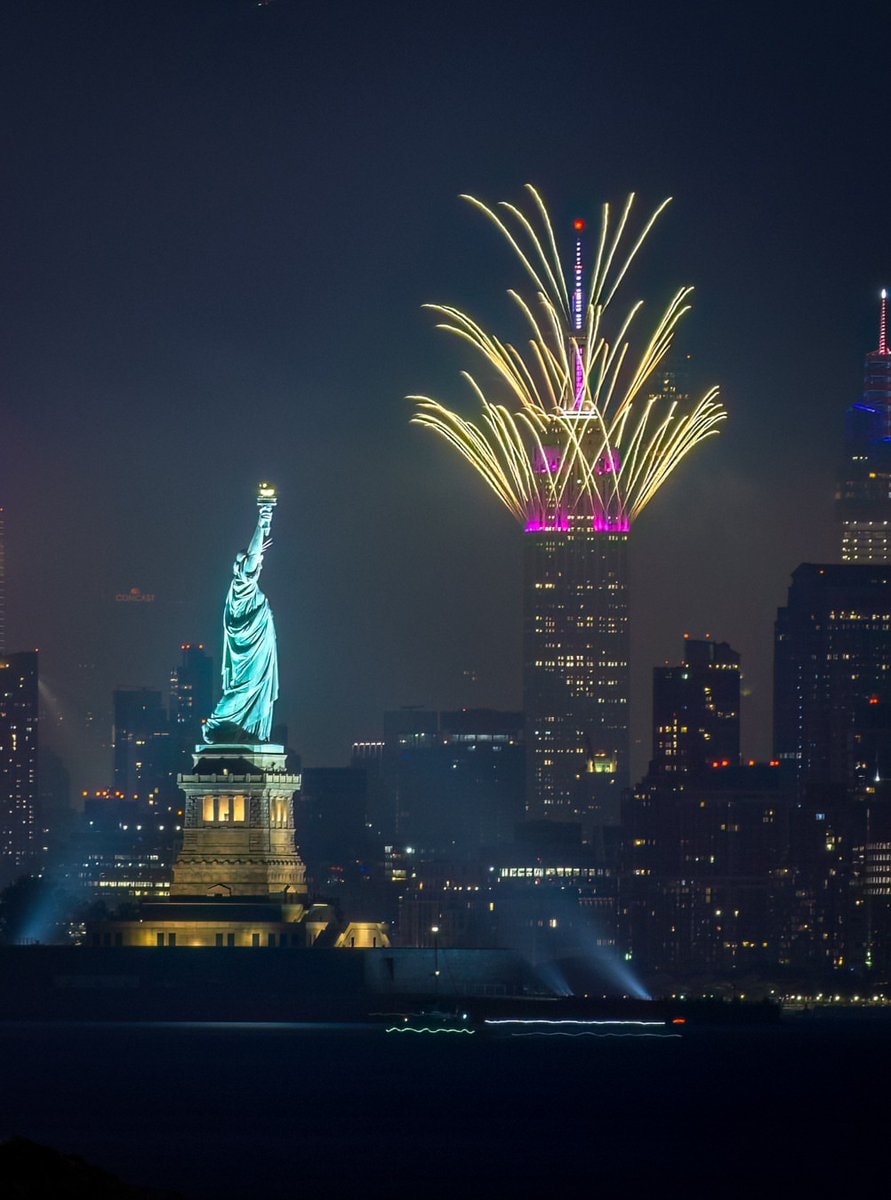4th of July fireworks NYC (photo 4 of 4)