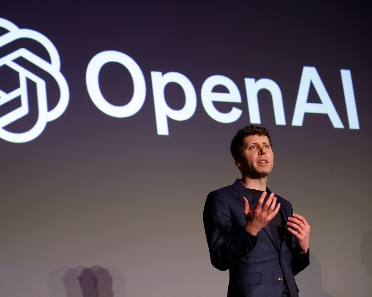 OpenAI halts training over agent safety