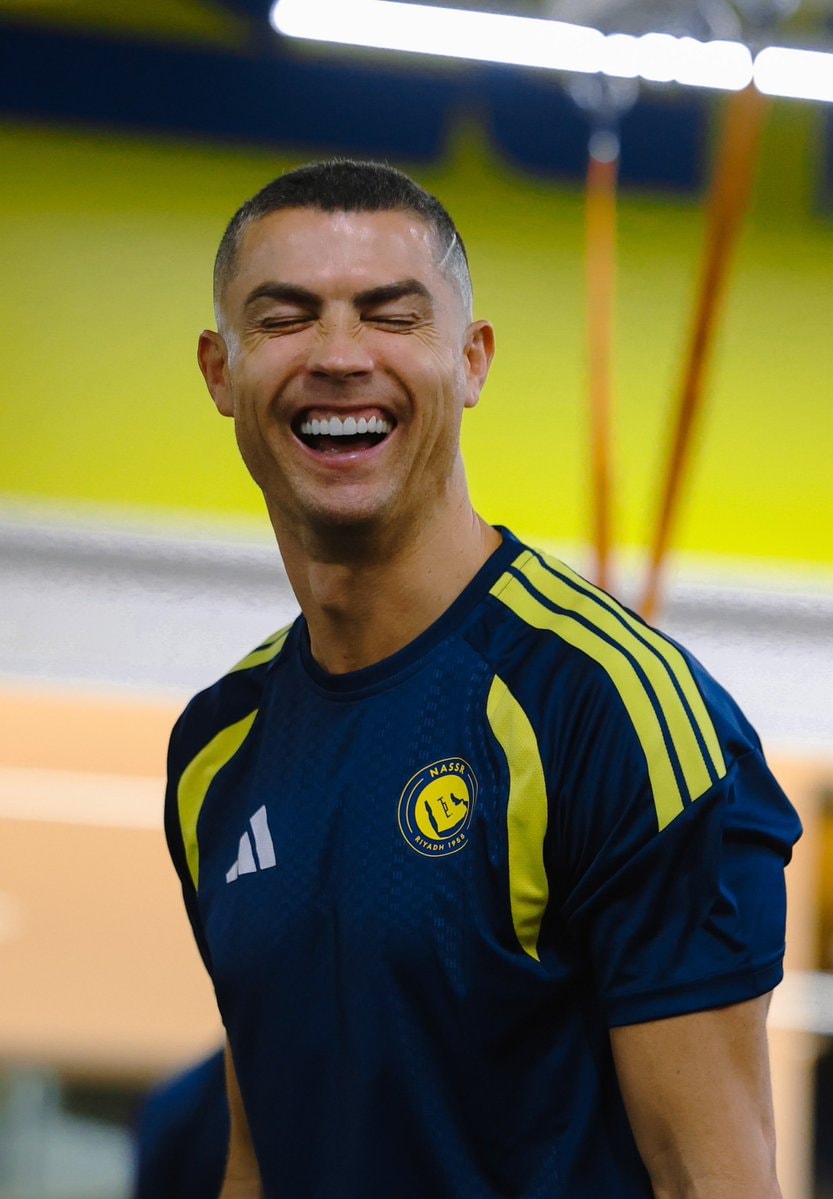 Cristiano Ronaldo Al Nassr training (photo 2 of 3)