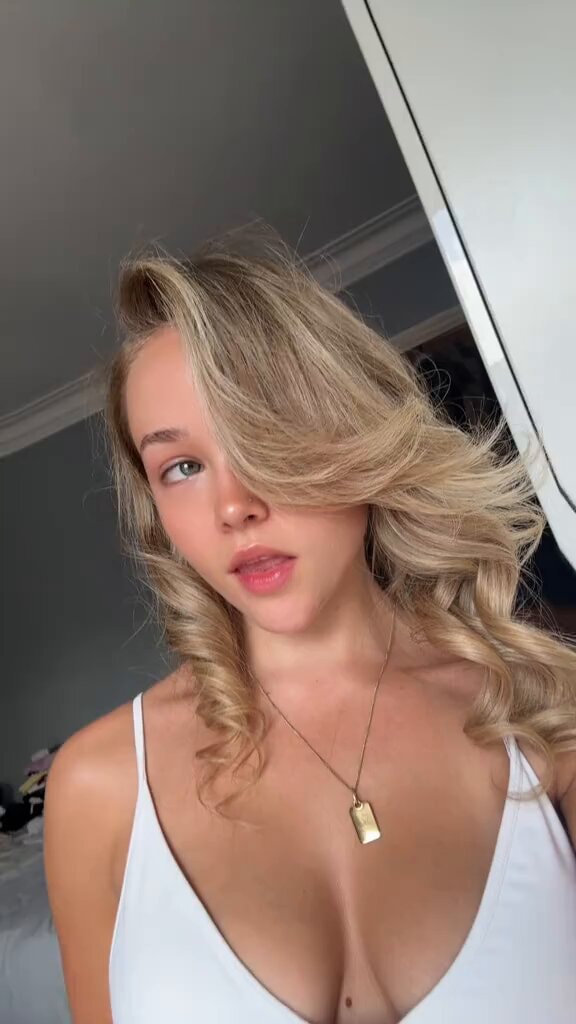 Ellie Dadd 🔥