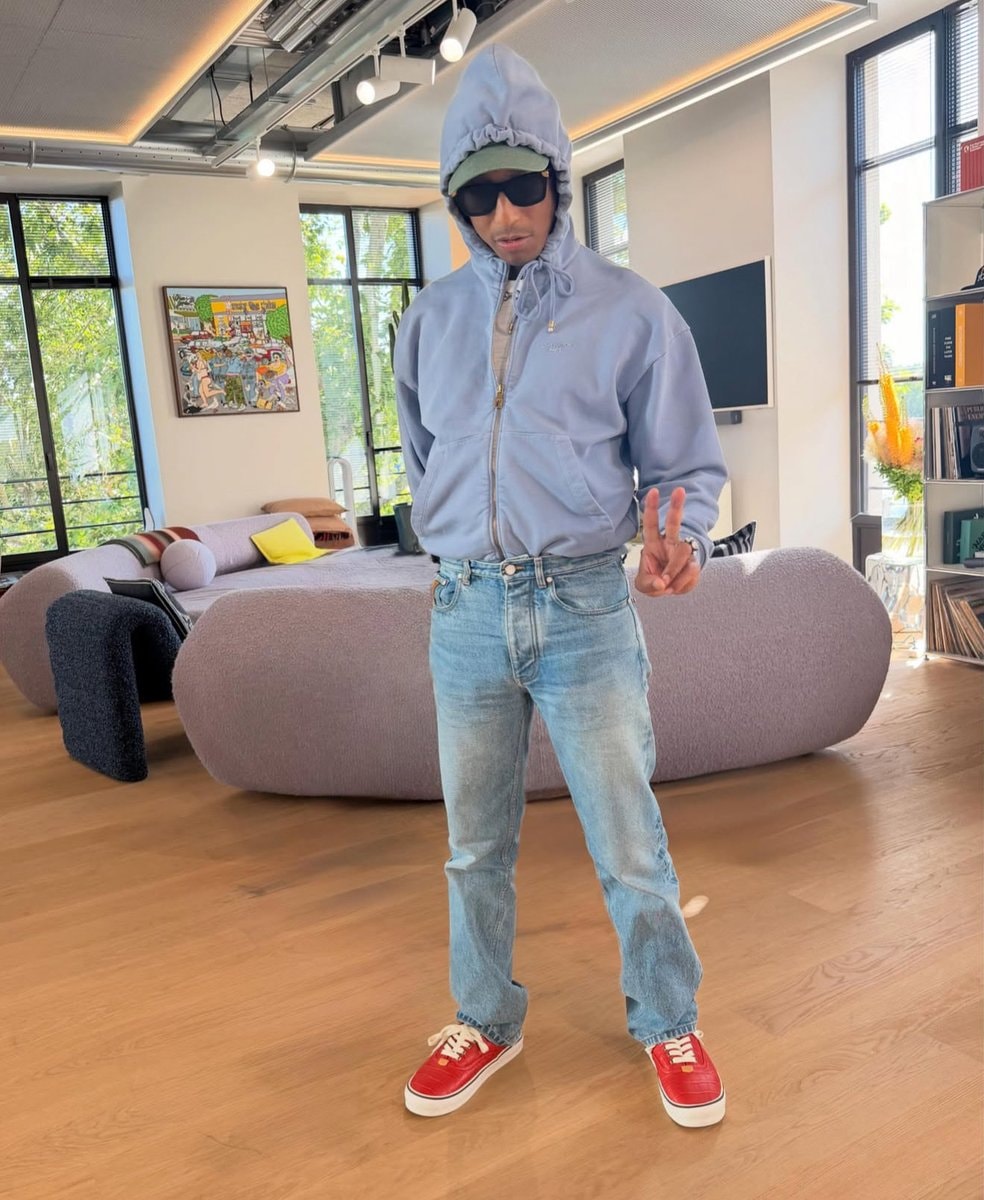 Vans reacts to Pharrell Williams Louis Vuitton SS27 (photo 2 of 2)