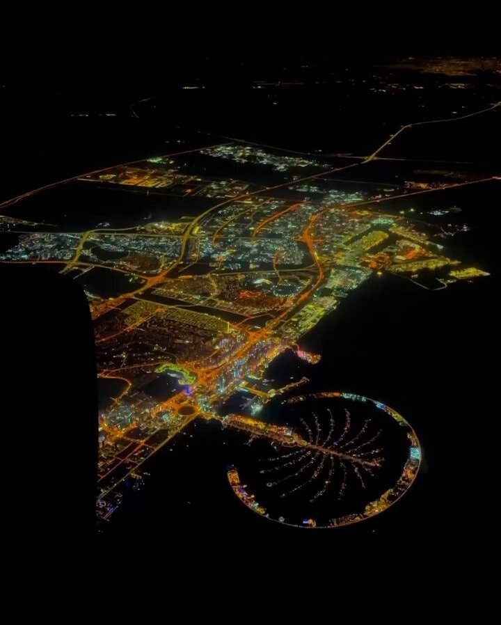 dubai aerial view palm jumeirah