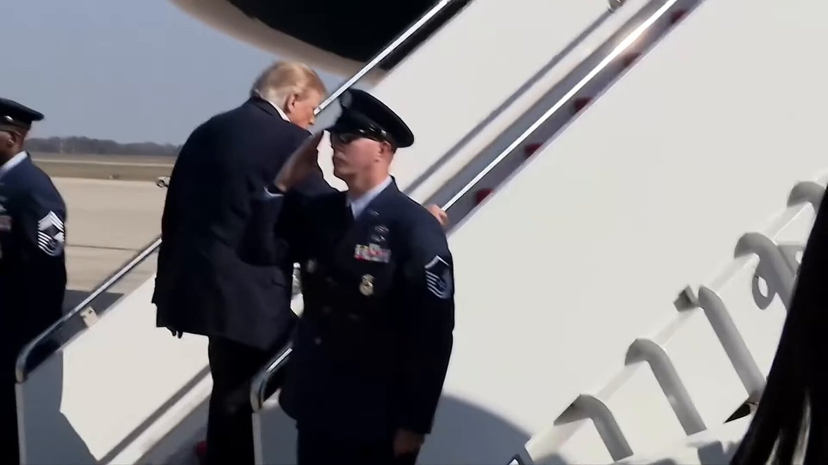 Trump to Texas with Manziel
