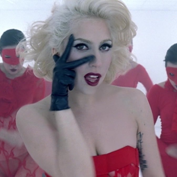 Lady Gaga Bad Romance Spotify (photo 2 of 2)