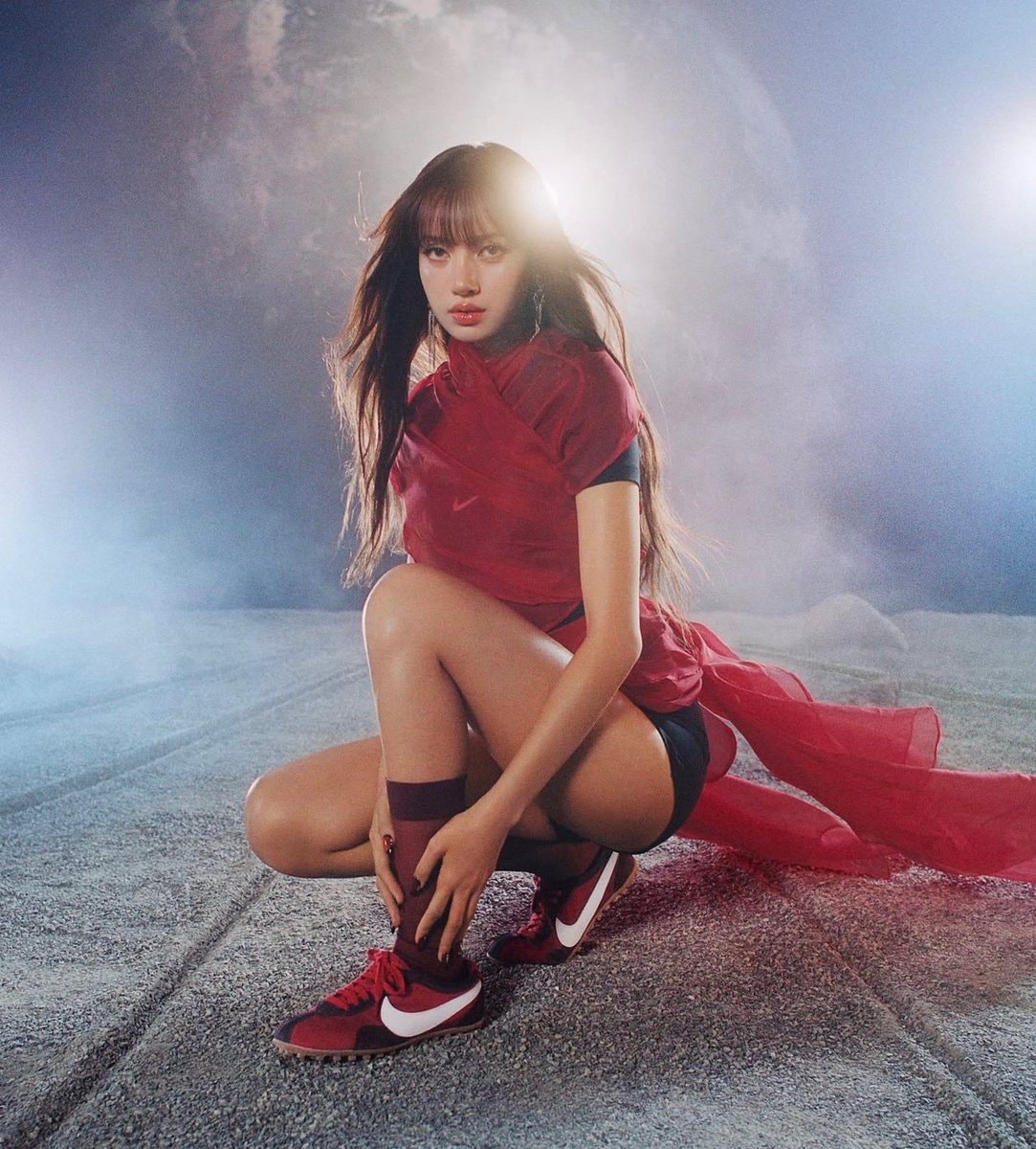 LISA Nike campaign photos (photo 2 of 2)