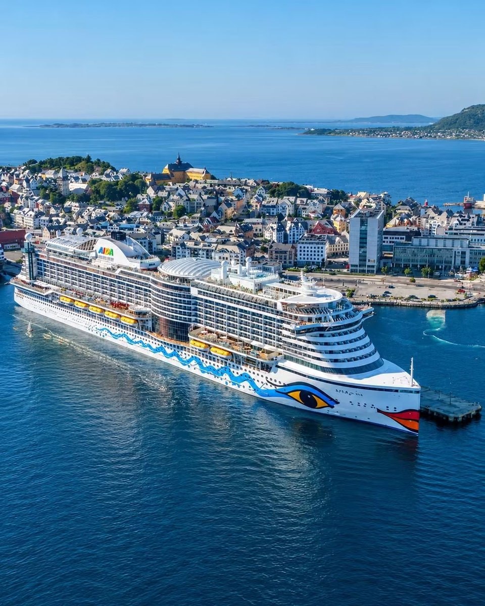 Ålesund Norway cruise ship