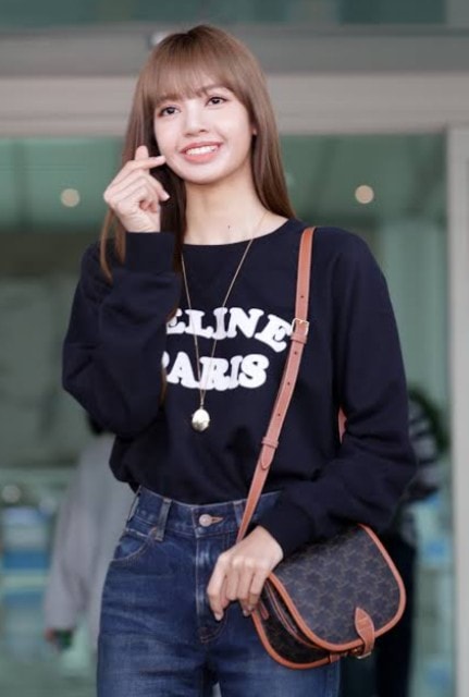 Rosé Most Awarded K-Pop Soloist (photo 2 of 4)