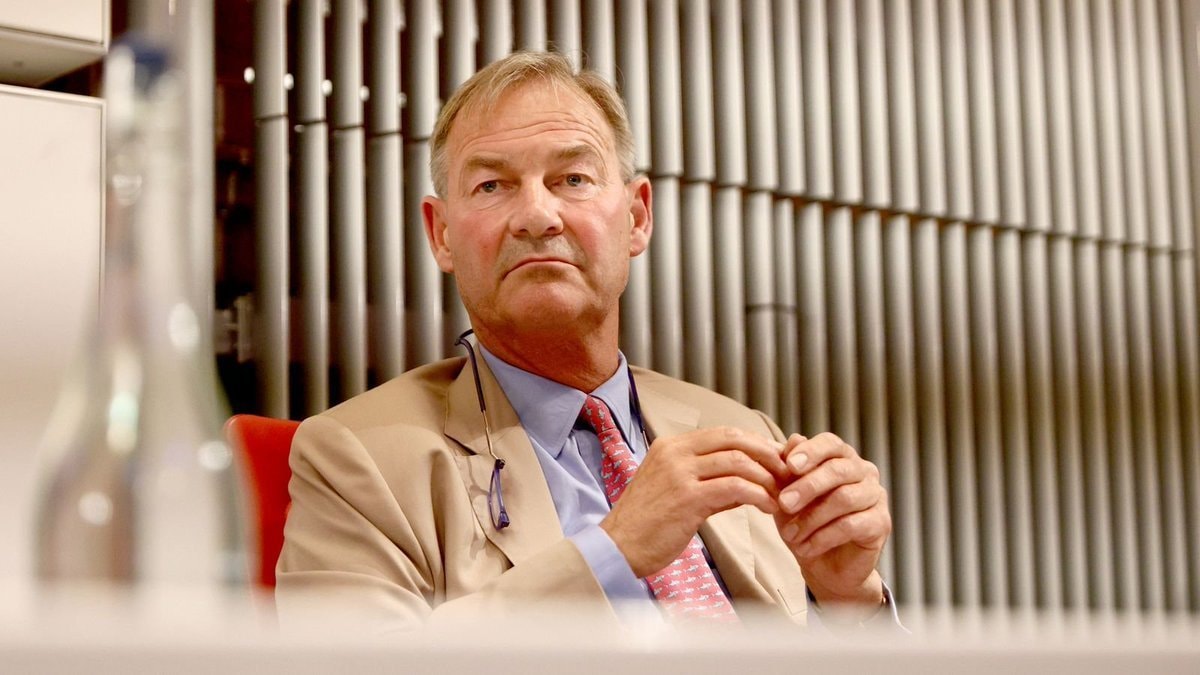 Rupert Lowe snap General Election vote