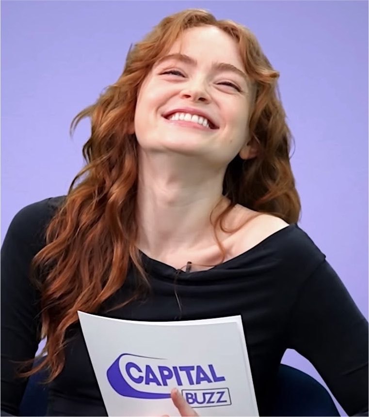 Sadie Sink Capital Buzz (photo 2 of 2)