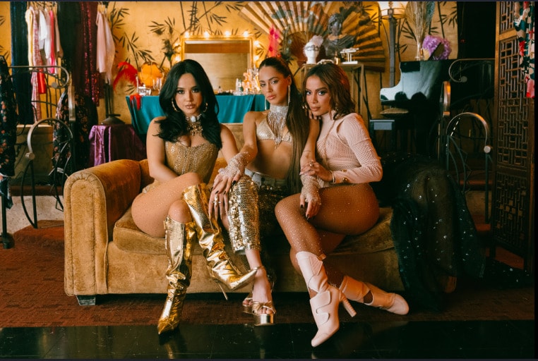 Tini Becky G Anitta La Loto (photo 2 of 2)
