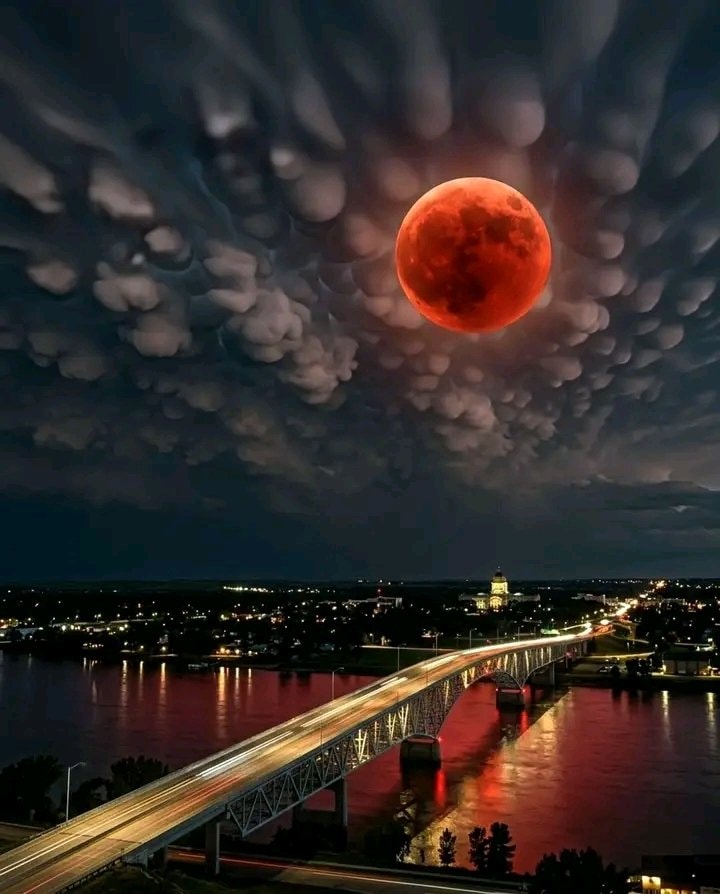 Super Blood Moon South Dakota 2015