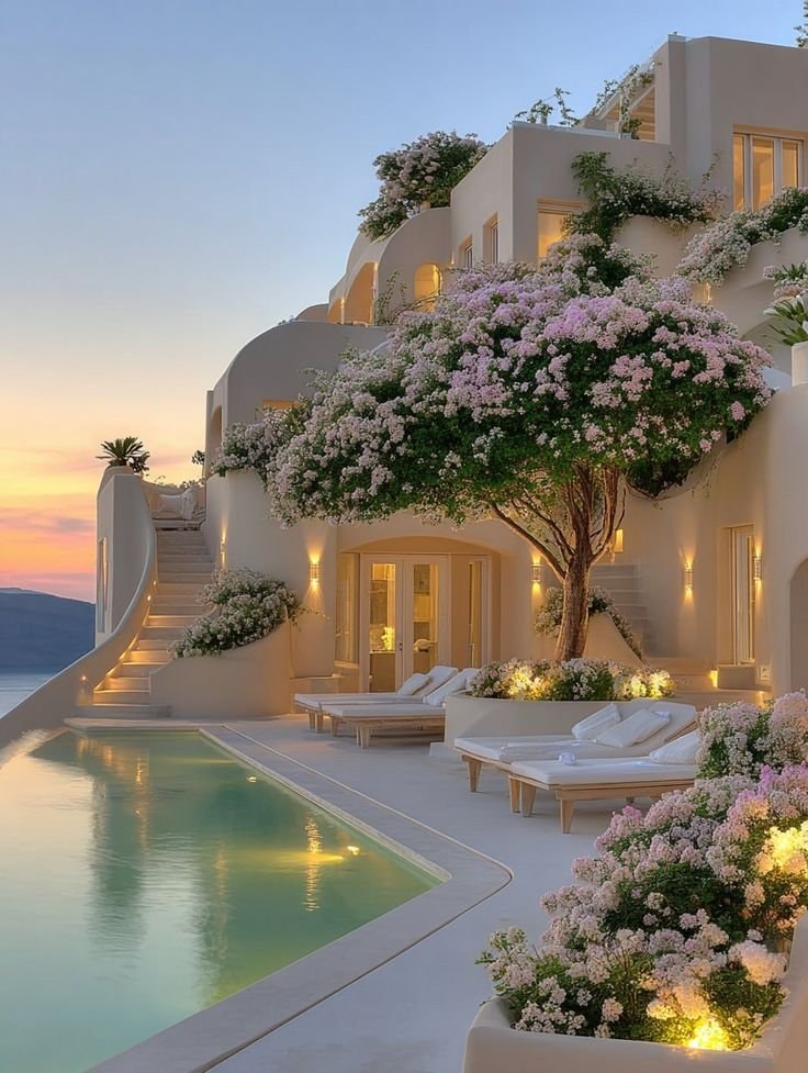 Classical evening in Mykonos, Greece (photo 2 of 2)