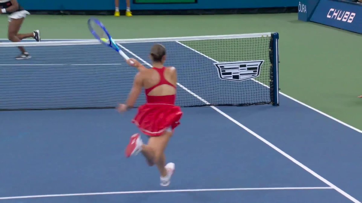 Sloane Stephens rally