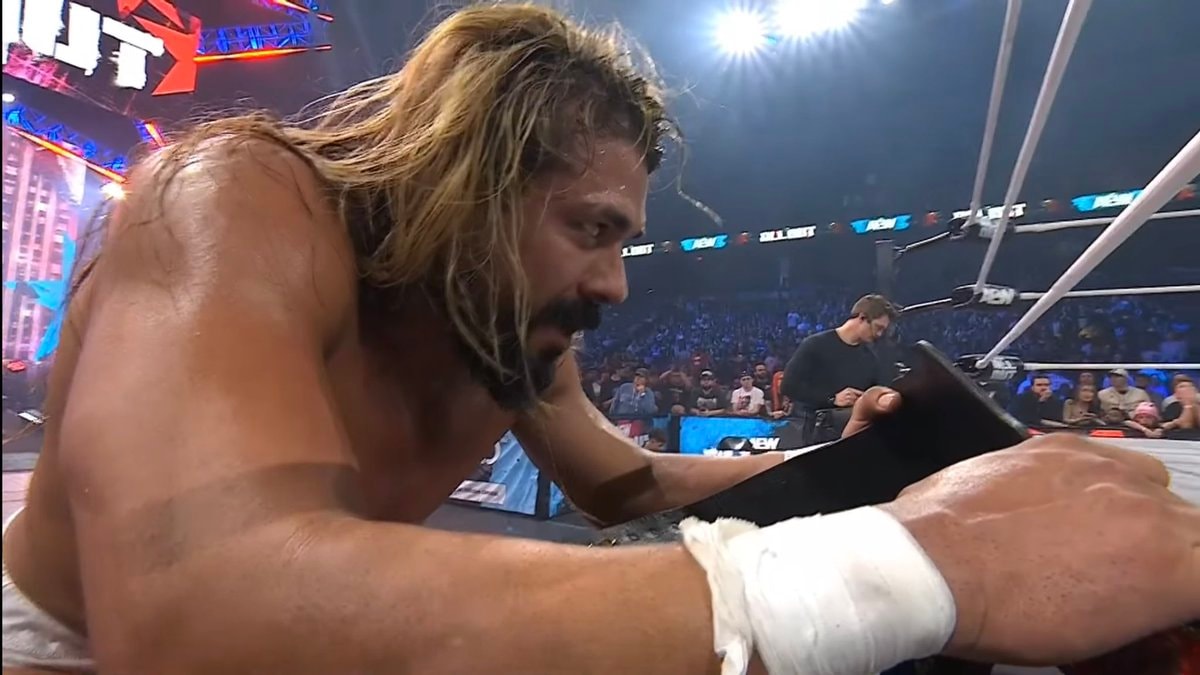 Andrade retains National Title at AEW All Out