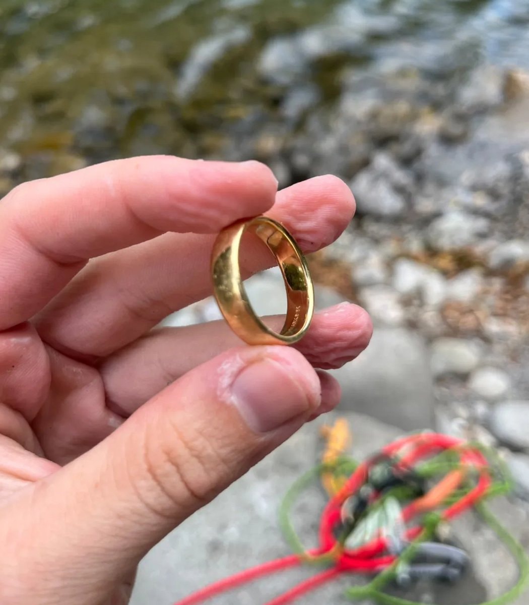 Wedding ring found in Italy river